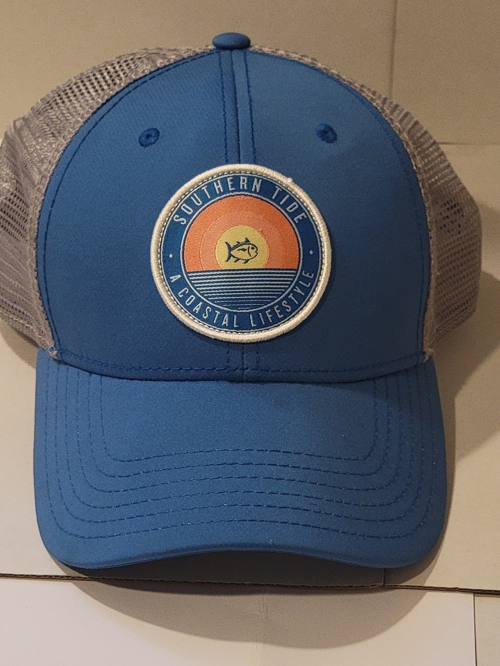 Southern Tide Men’s Light Blue Mesh-Back Hat with Sunset Patch